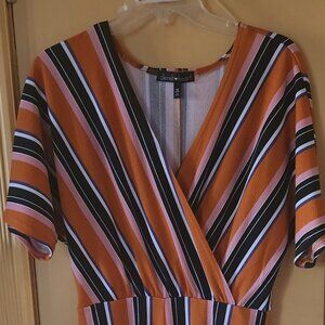 Jumpsuit by Derek 🖤 Heart Striped Sz M V-neck w/chic flowy palazzo bottom